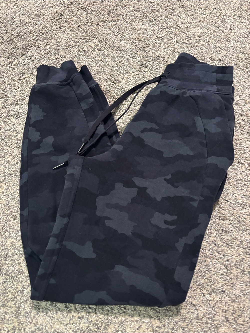 Lululemon Scuba High-Rise Jogger *Fleece 28" size 2